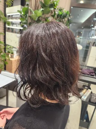 ミディアム パーマ stair:case所属・💜艶髪カラー💜 🎶富川美希🎶のヘアスタイル