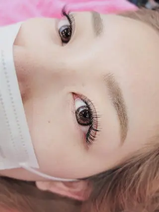 マツエク・マツパ shalm hair lounge所属・風間 莉緒のマツエク・マツパデザイン