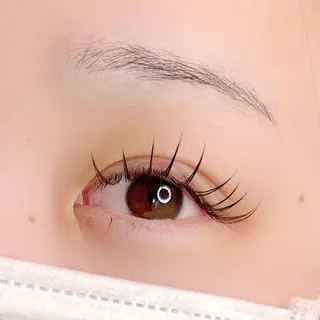マツエク・マツパ eyelash salon M所属・M. yuinaの眉毛・アイブロウイメージ