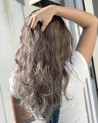 セミロング カラー ヘアアレンジ 髪質改善×ハイトーン 中田啄也のヘアスタイル