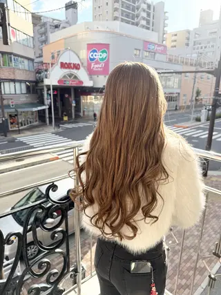 カラー ハイトーン✨ブリーチ ✨スパ得意✨ミヤタのヘアスタイル