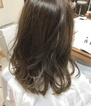 セミロング カラー ヘアアレンジ 全席個室髪質改善＆縮毛矯正＆トリートメン ト tuuli JR二日市駅前店所属・Watanabe Rioのヘアスタイル