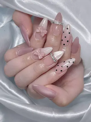 ネイル LEELA NAIL STUDIO所属・LEELA NAIL STUDIOのネイルデザイン