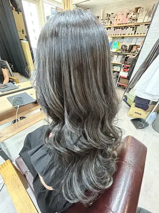 ロング カラー ｻｲﾄｳ《艶カラー✨ メンズパーマ🌀》のヘアスタイル