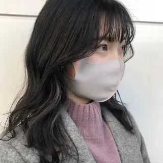 ロング カラー カトウ ユウカのヘアスタイル