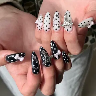 ネイル Iris Nail所属・akige akigeのネイルデザイン