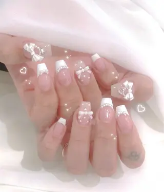 ネイル Lyna Nail のネイルデザイン