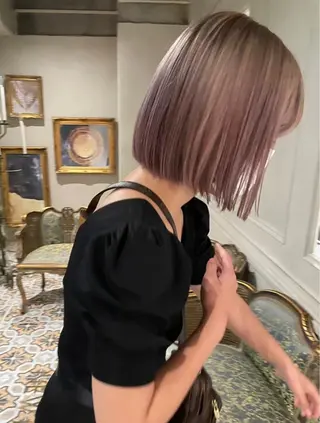 ミディアム カラー ベージュ🤎透明感 カラー🤎anriのヘアスタイル