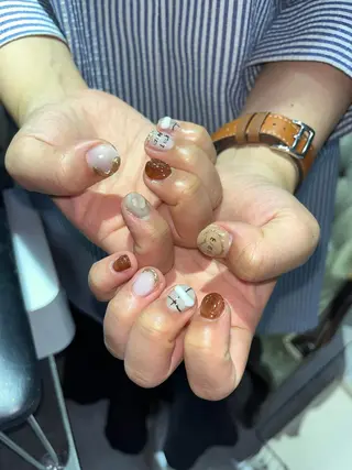 ネイル 🪐富島彩夏 /海外nail🪐のネイルデザイン