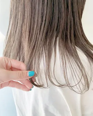 ミディアム yurika☁️ 似合わせ｜レイヤーのヘアスタイル