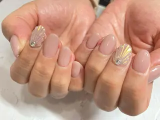 ミディアム Min2nailプライベートサロン&ネイルスクール所属・花 みきのマツエク・マツパデザイン