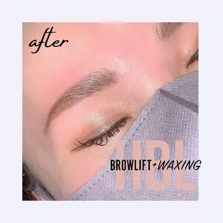 アイブロウ 松下 睦美のエステ・リラクイメージ