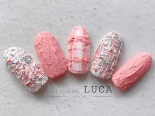 ネイル ネイルアトリエルカ スタッフのネイルデザイン