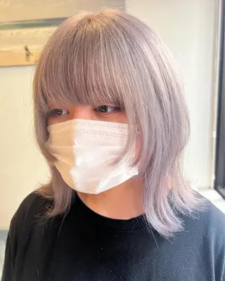 ミディアム 渋谷ハイトーン/ デザインカラー阿部のヘアスタイル
