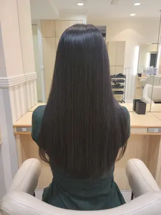 ロング カラー 木幡 響のヘアスタイル