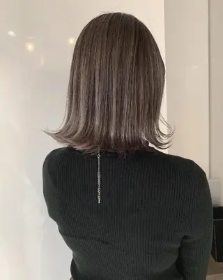 ショート カラー siesta by amble luxeのヘアスタイル