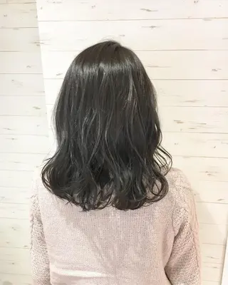 ミディアム ミヤザキ タクトのヘアスタイル