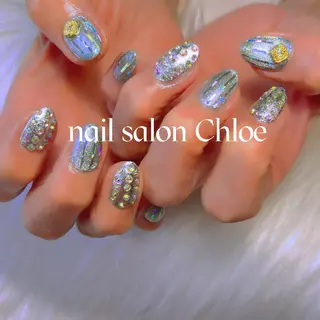 ネイル 鈴木 利奈のネイルデザイン