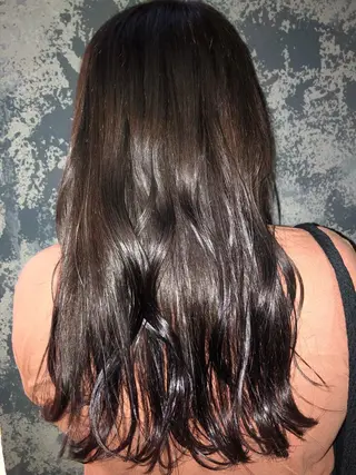 ロング カラー M.SLASH bonheur所属・松田 真央のヘアスタイル