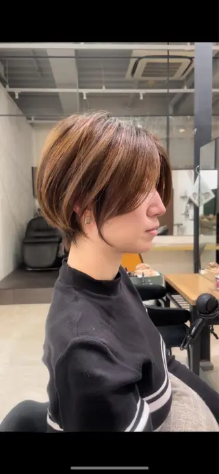 ショート カラー ✨−5歳大人ショート ヘア✨れいじのヘアスタイル