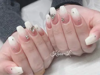 ネイル 芦辺 香奈のネイルデザイン
