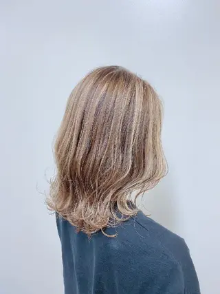 ミディアム 田辺 侑未のヘアスタイル