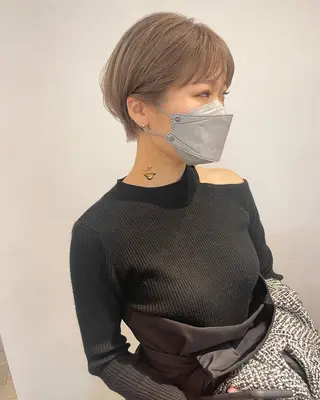 カラー 大迫 江梨のヘアスタイル