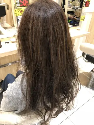ロング 縮毛矯正/髪質改善 継続する美髪のヘアスタイル