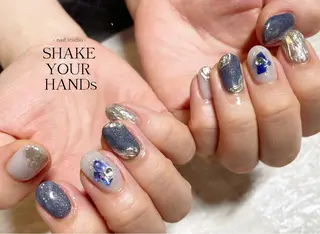 ネイル ネイルスタジオ シェイクユアハンズのネイルデザイン