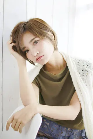 ショート ココバイファニック 関内のヘアスタイル