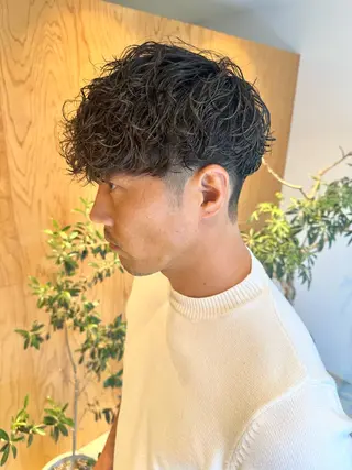 ミディアム パーマ メンズ メンズパーマ達人/ フェード/イツキのヘアスタイル