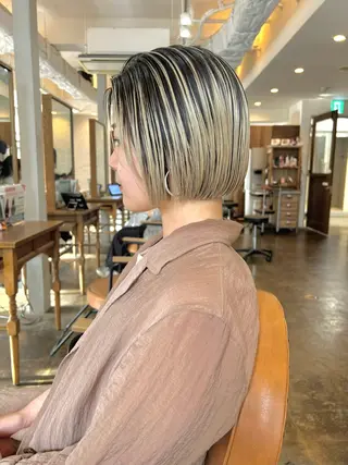 ショート カラー 西原 大智のヘアスタイル