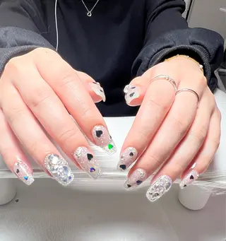 ミディアム 28ネイル フェンのネイルデザイン