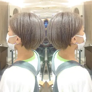 ショート カラー E Komo hair所属・Wow❕E Komo hair 永井一輝のヘアスタイル