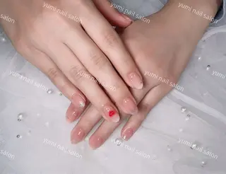 ネイル Shineジェル& チップ長さだしのネイルデザイン