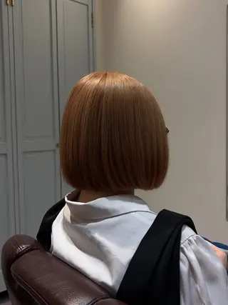 カラー 荒井 茉凜のヘアスタイル