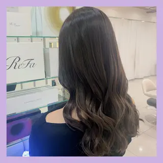 ロング カラー 大澤 碧のヘアスタイル