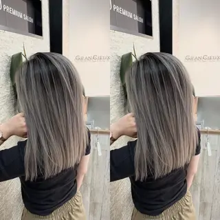 セミロング Y Uのヘアスタイル