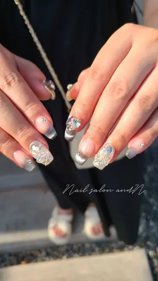 ネイル and Nのネイルデザイン