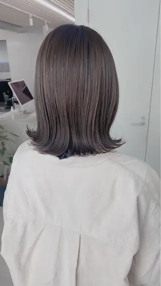 カラー 透明感/グレージュ/ ベージュ/るな🪽のヘアスタイル