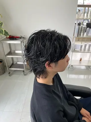 ミディアム パーマ メンズ 諸岡 玲のヘアスタイル