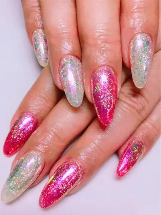 ネイル bijou所属・相馬 礼菜のネイルデザイン