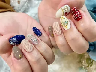 ネイル nailsalon Mirrorのネイルデザイン