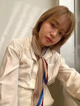 ミディアム カラー 角岡 真帆のヘアスタイル