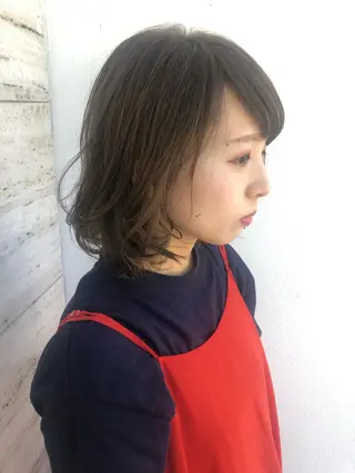 ミディアム ヤマモト マイのヘアスタイル