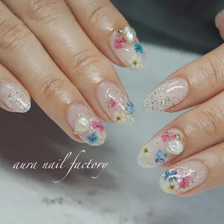 ミディアム カラー ネイル 赤羽 アウラ ネイルファクトリーのネイルデザイン