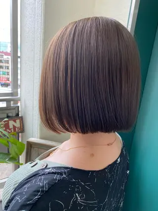 ショート レイヤーカット🫧 ／髪質改善✨TOWAのヘアスタイル