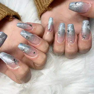 ロング -Rien- プライベートサロンのネイルデザイン