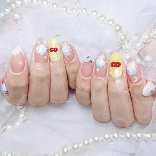 ネイル Queenie 🦋のネイルデザイン