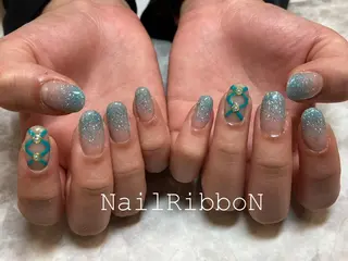 ネイル ネイルリボン 受付スタッフのマツエク・マツパデザイン